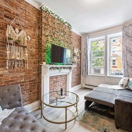 Minutes To Nyc Sleeps 5 Apartment Hoboken Luaran gambar